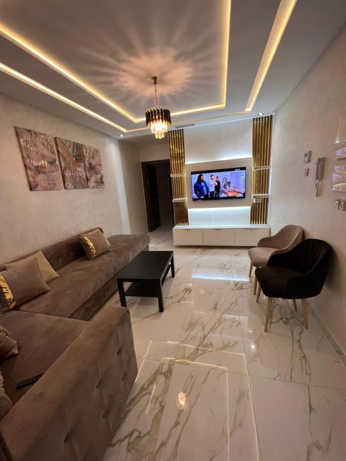 1 Apartment De Luxe Hay Almatar 纳祖尔 外观 照片